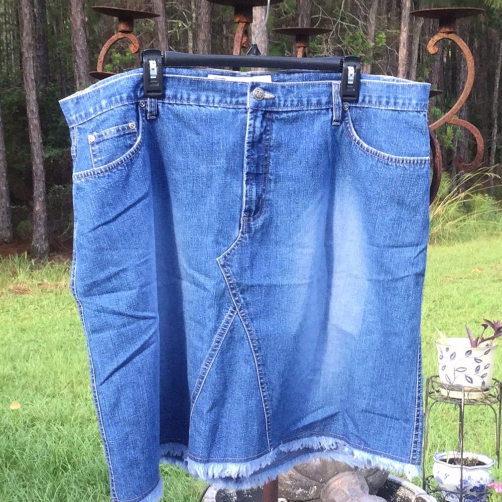 🦋Faded Glory Size 22 W Too Fun to Wear Denim Skirt Wardrobe Must Have 🦋